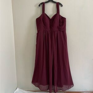 Plus size women’s burgundy formal gown